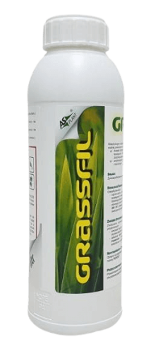 grassfil_nośnik utrwalacz_do_aspermet_na_komary_kleszcze_muchy_cena_sklep kwiateo oprysk ogrod_online_1L-removebg-preview butelka.png